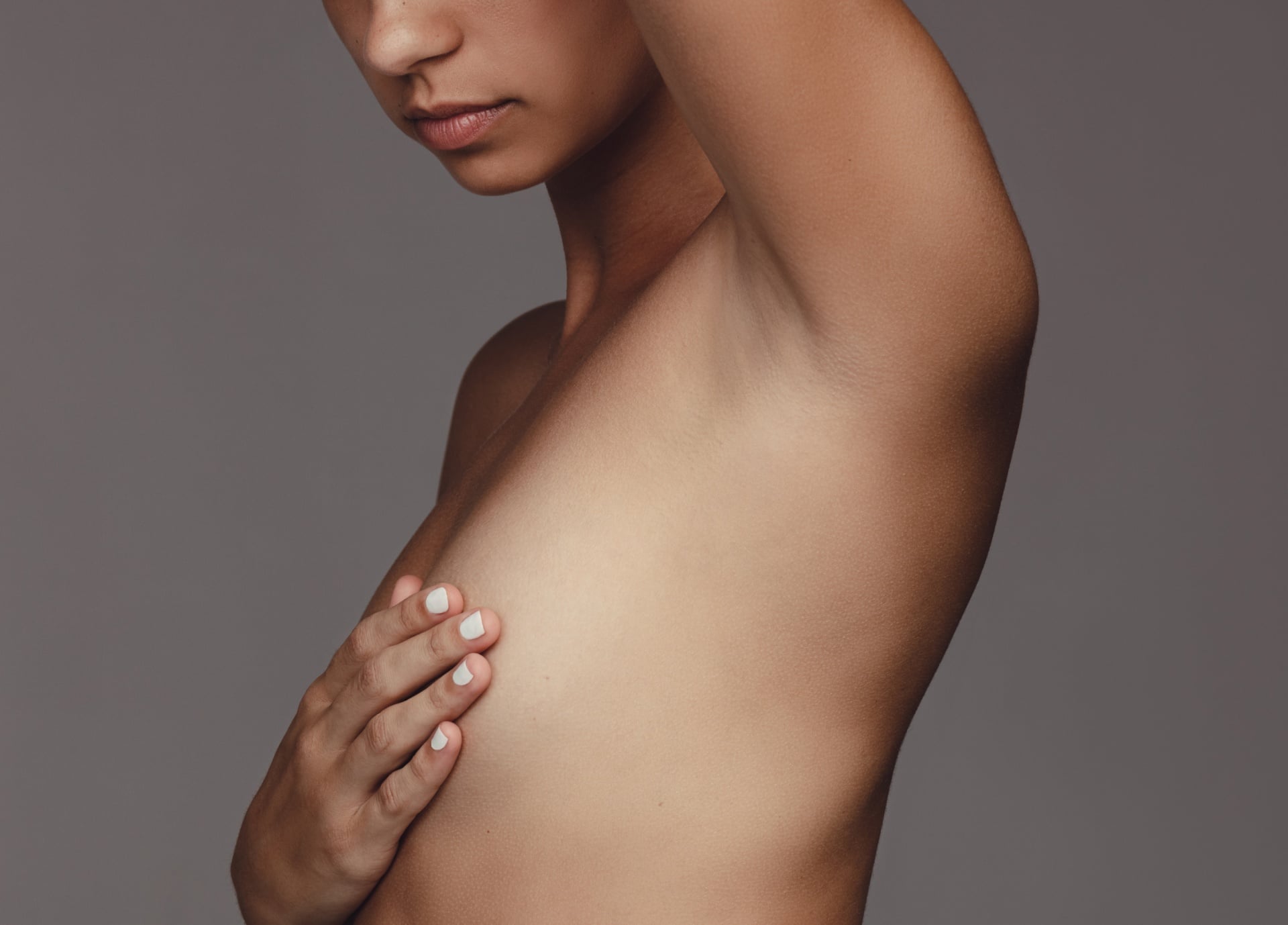 Augmentation mammaire à Paris | Chirurgie esthétique | Dr Taveau